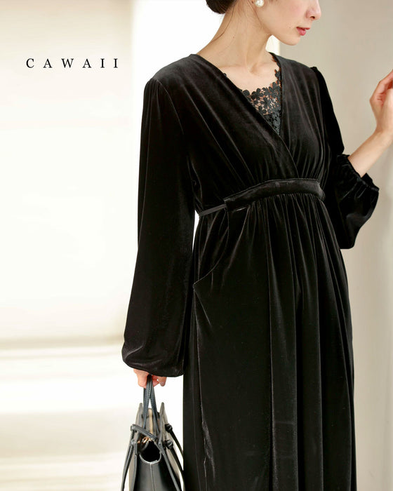 Xラインギャザーの艶ベロア調ミディアムワンピース