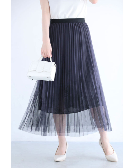 街並み浮かぶシアープリーツミディアムスカート