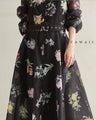 【予約商品】ハリ感ベールの花集めミディアムワンピース（インナー・ベルト付き）