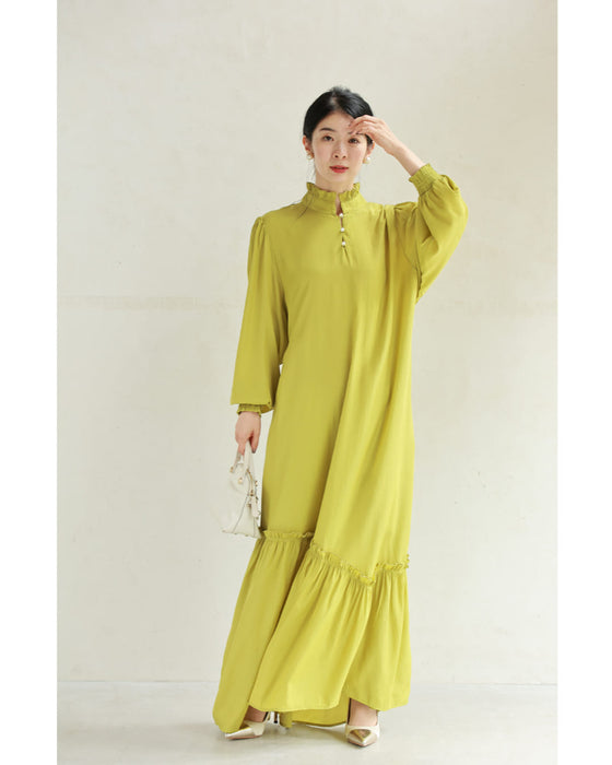 Pistachio color long dress with ruffled diagonal hem (with ribbon)