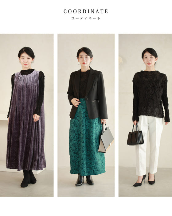 インナー使いにオススメ。花レリーフシアーカットソートップス