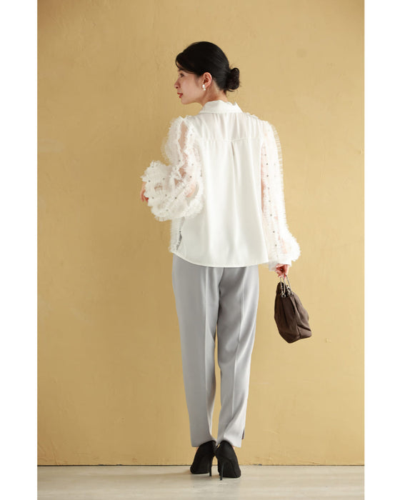 たっぷりフリルとビジュー流れるシアーブラウストップス