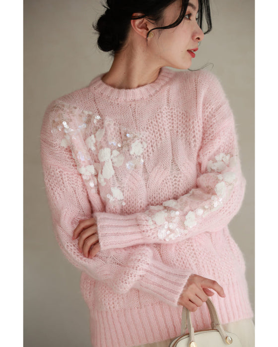 スパンコールが煌めくデコレーションチュールのニットプルオーバートップス