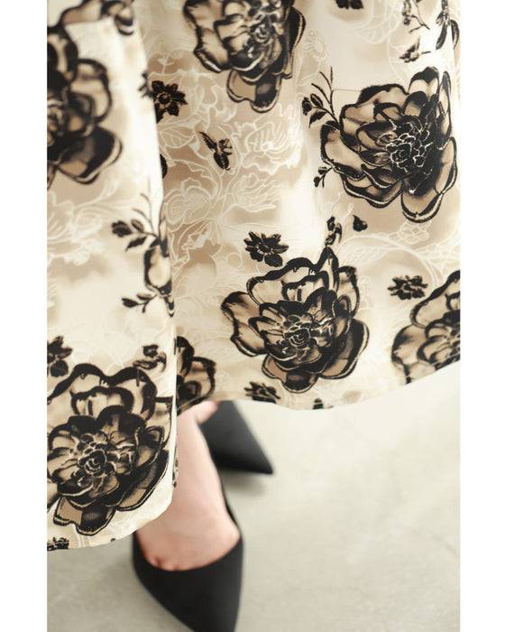 滲み描く花のティアードロングワンピース(紐ベルト付き)