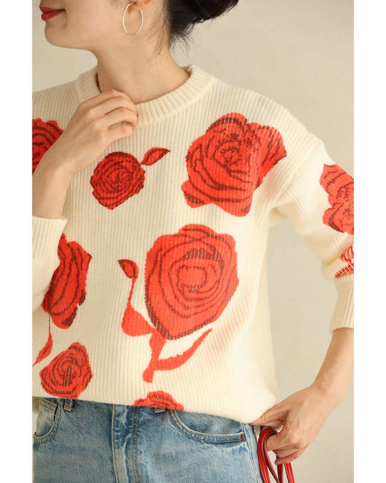 満開のバラ咲くニットプルオーバートップス