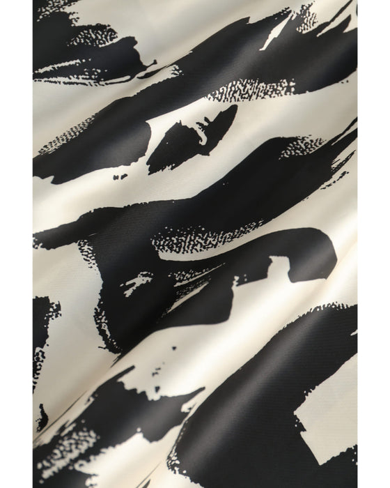 モードなペイントアートのロングワンピース