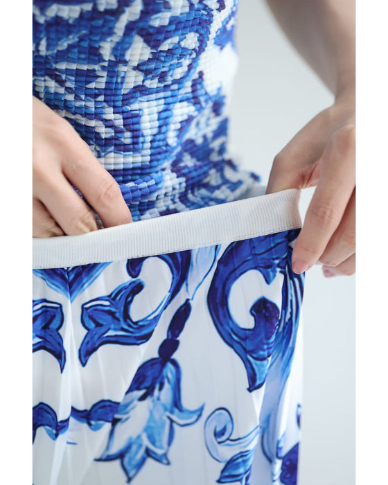 エレガントな伸びやかカットソーとプリーツパンツの2点セット【set】