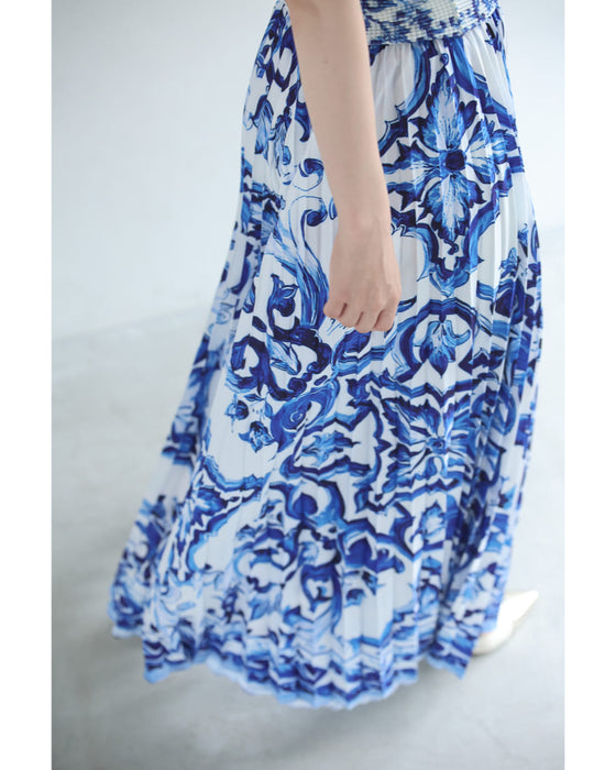 エレガントな伸びやかカットソーとプリーツパンツの2点セット【set】