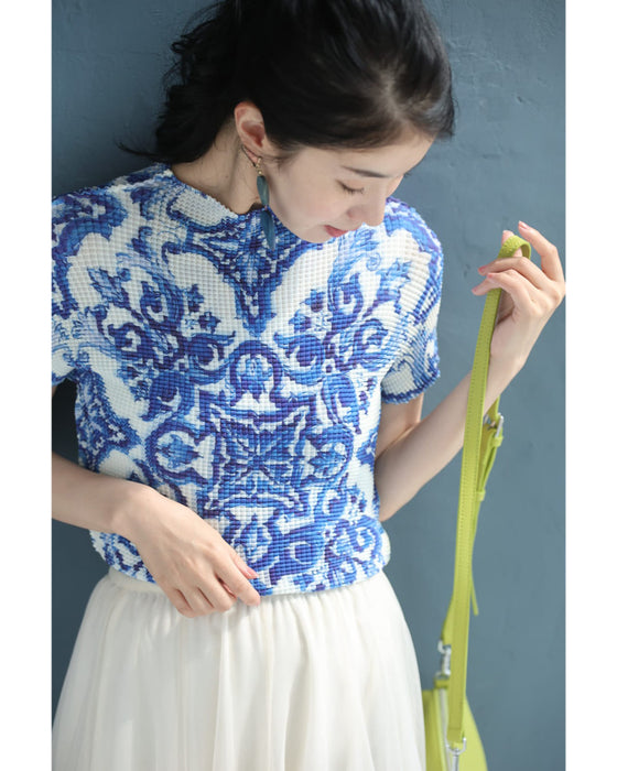 エレガントな伸びやかカットソーとプリーツパンツの2点セット【set】