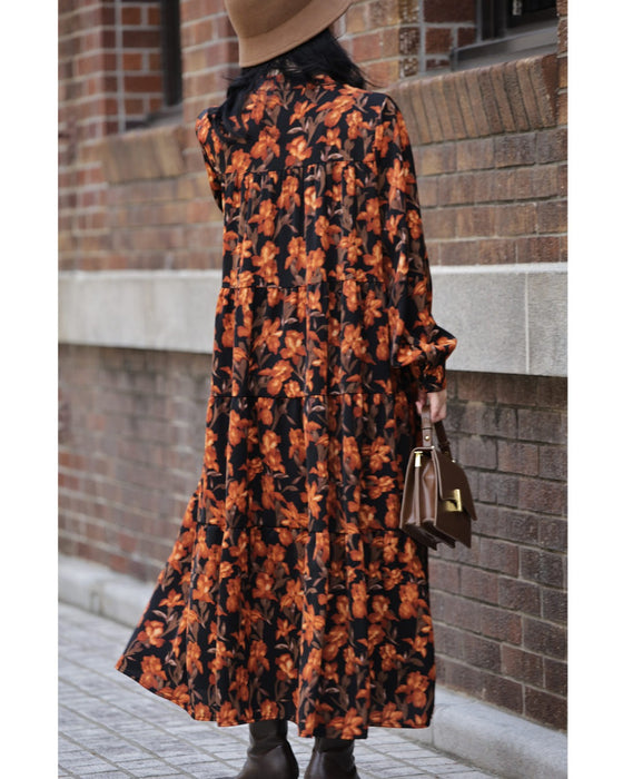 【予約商品】灯色の花が広がるティアードミディアムワンピース(紐ベルト付き)