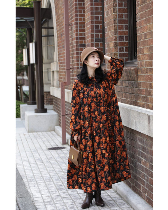 【予約商品】灯色の花が広がるティアードミディアムワンピース(紐ベルト付き)