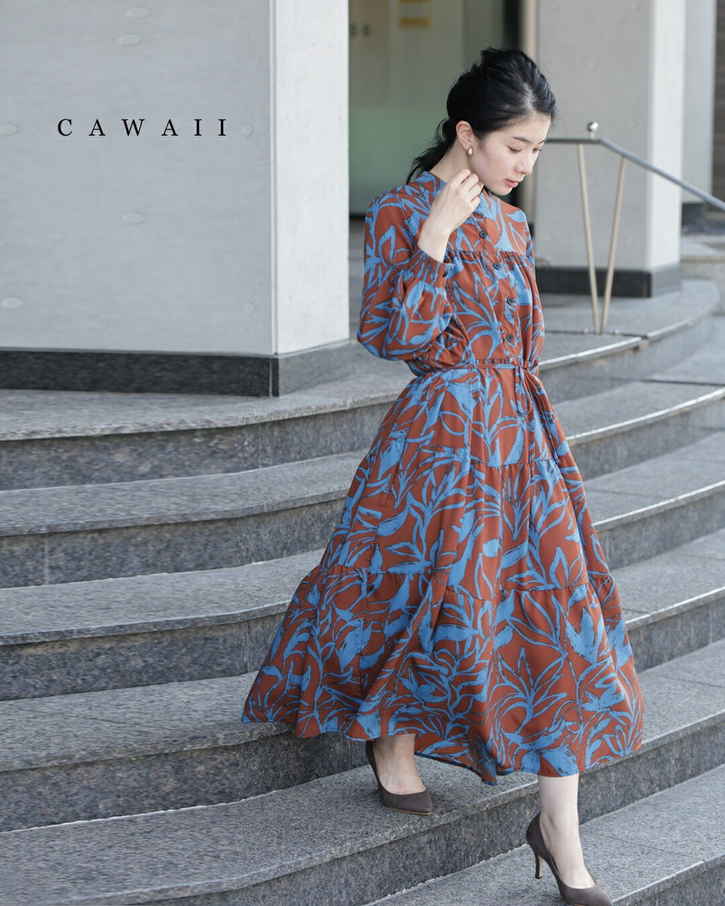 ⭐︎レア⭐︎ pleats please desert plants ワンピース アーティスティックな植物柄ティアードミディアムワンピース（紐ベルト