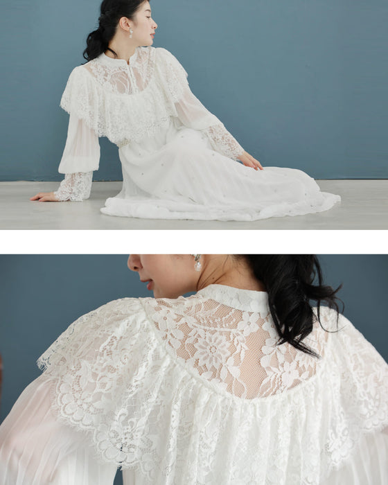 ぐるり囲むレースのビジュープリーツロングワンピース(パールベルト付き)