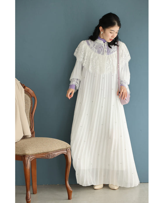 ぐるり囲むレースのビジュープリーツロングワンピース(パールベルト付き)