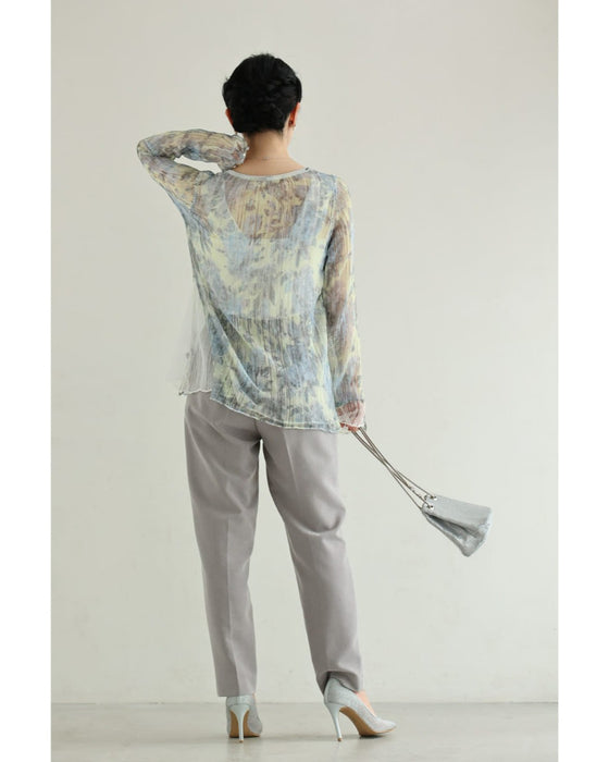 ふんわり着心地柔らかな淡花シアーニットカットソートップス