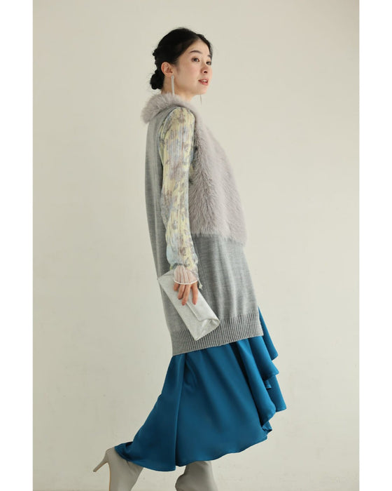 ふんわり着心地柔らかな淡花シアーニットカットソートップス