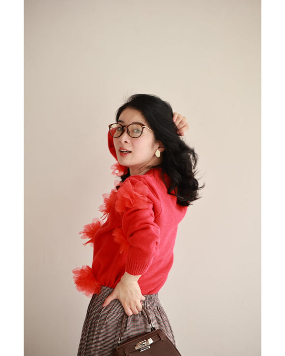 私に花が咲く。赤い立体フラワーニットプルオーバートップス