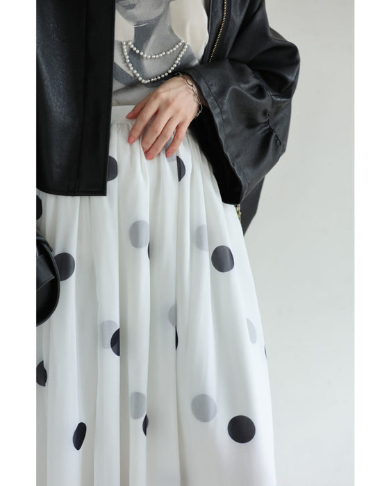 ドット柄舞うシアーミディアムスカート