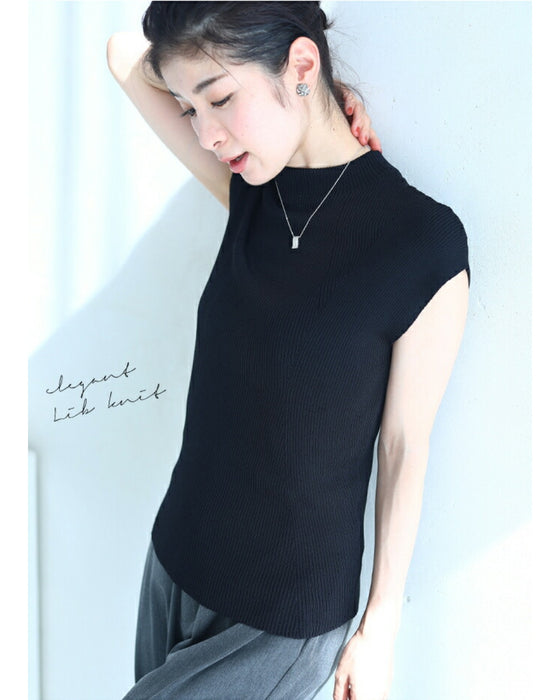 A ribbed knit top that makes you look slimmer even though it's knit (black)