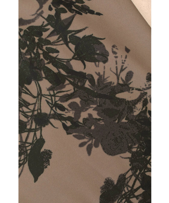 [Sale items cannot be returned or exchanged] Warm, brushed inside, floral print zip-up long parka 