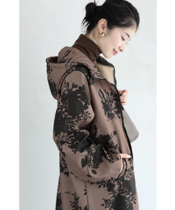 [Sale items cannot be returned or exchanged] Warm, brushed inside, floral print zip-up long parka 