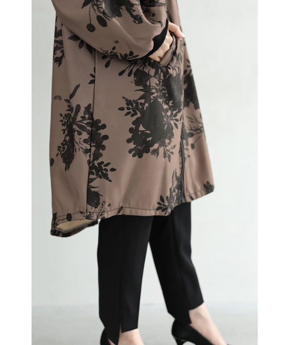 [Sale items cannot be returned or exchanged] Warm, brushed inside, floral print zip-up long parka 