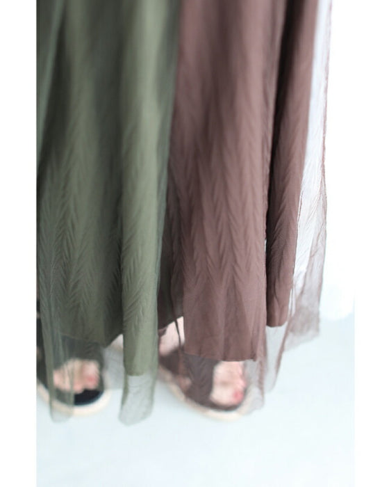 ふわり舞うブロッキングカラーのチュールミディアムワンピース