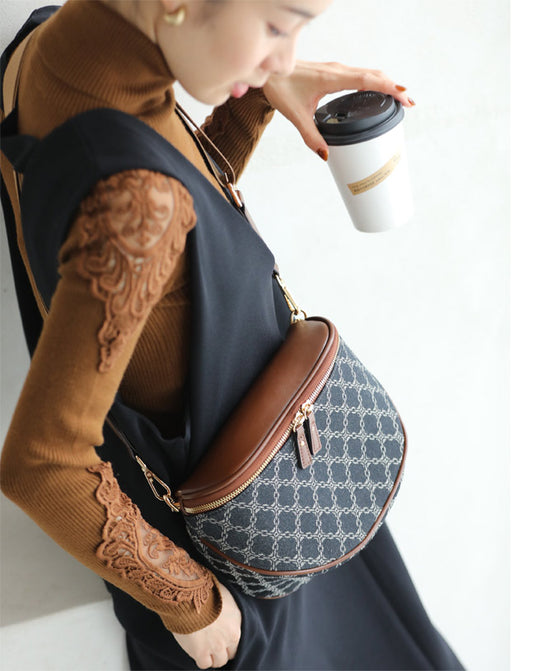 大人が上品に持てる 大容量 ボディバッグ