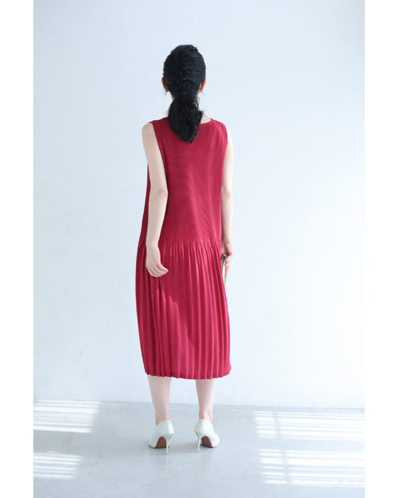 着心地軽やかな切り替えプリーツミディアムワンピース