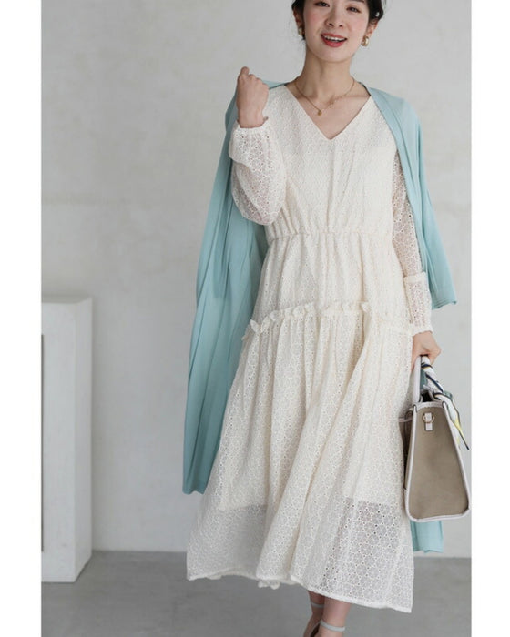 トライアングルで囲むサークルレースミディアムワンピース