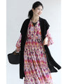A one-piece dress that instantly brightens your look. A long dress with resort-style art print