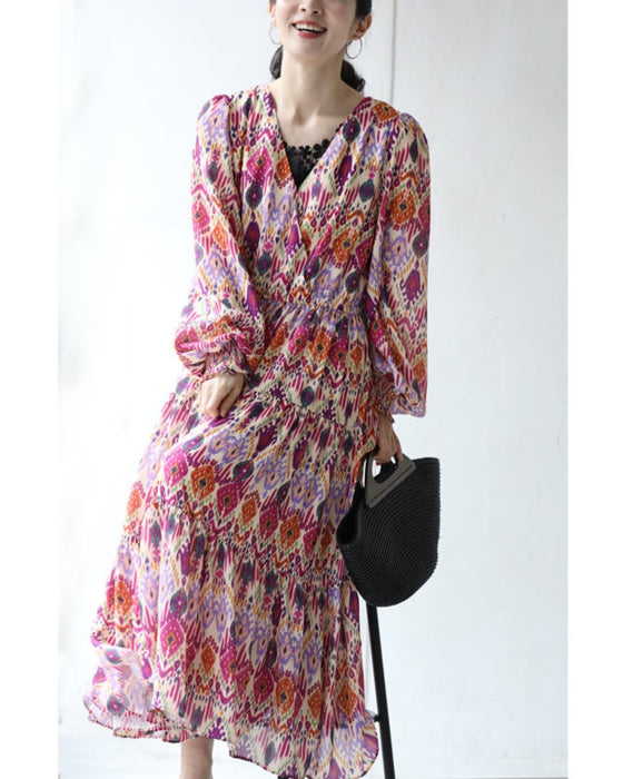 A one-piece dress that instantly brightens your look. A long dress with resort-style art print