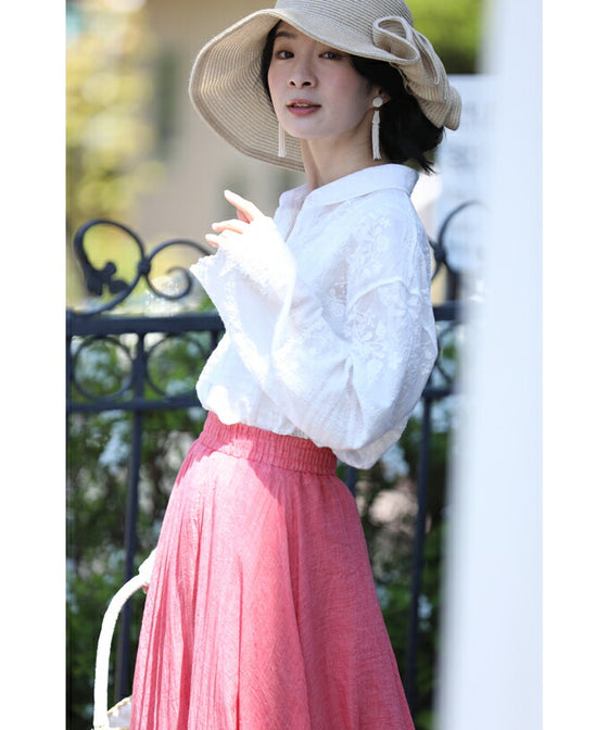 [Outlet products cannot be returned or exchanged] Gauze shirt with mesmerizing embroidery from any angle