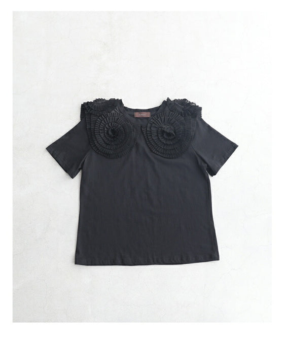 Pleated flowered T-shirt top