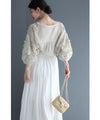 Flowing, fluttering tulle and lace blouse top
