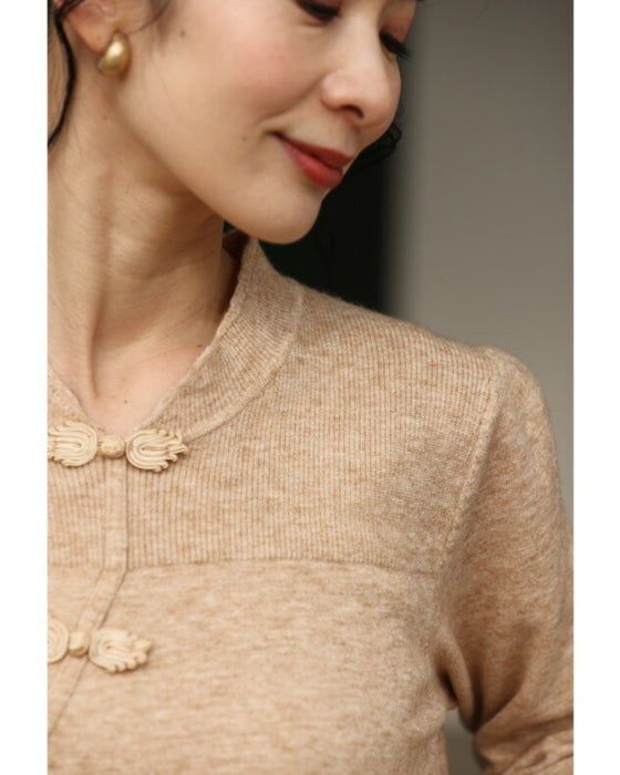 An introduction to Chinoiserie. China button knit