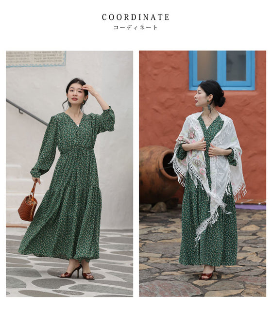 春風に揺れる花のティアードロングワンピース