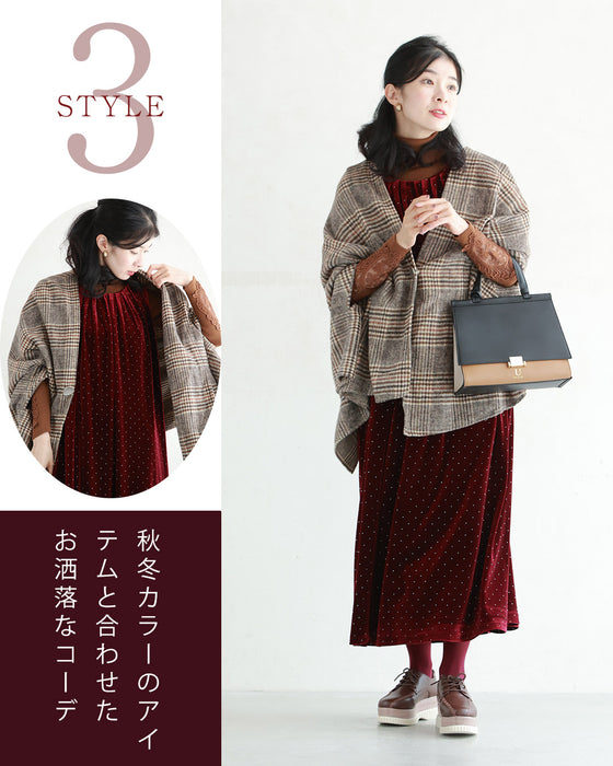 夜空に瞬く星のようなキラキラストーンのベロア調ロングワンピース