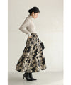 アーティスティックな花のティアードミディアムスカート
