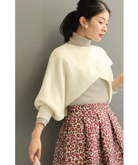 スタイルアップな短丈。重ね着用ポワン袖ニットプルオーバートップス