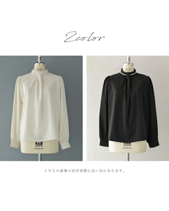 (ネックレス付き)首元に輝くパールネックレスのフロントタック艶ブラウストップス