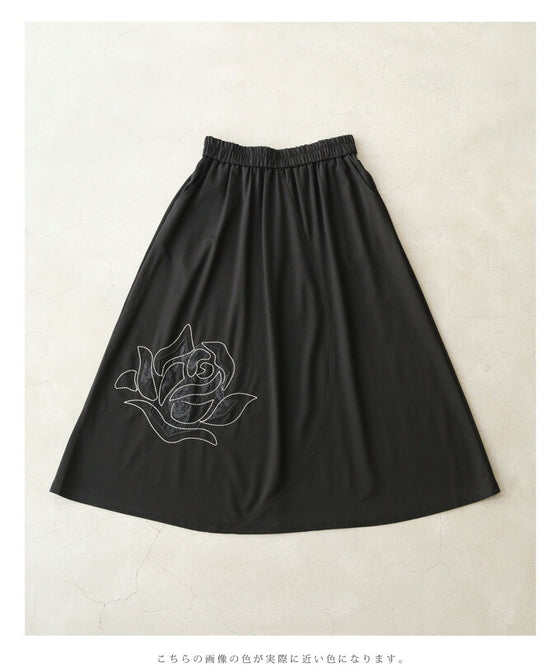 Midi skirt with embroidered roses