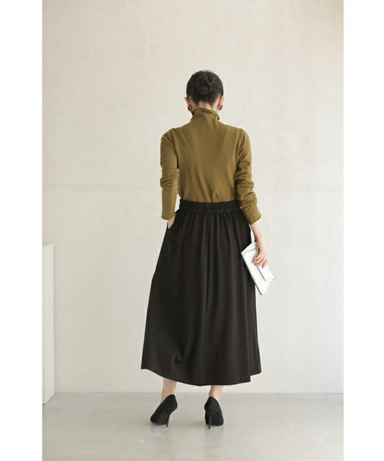 Midi skirt with embroidered roses