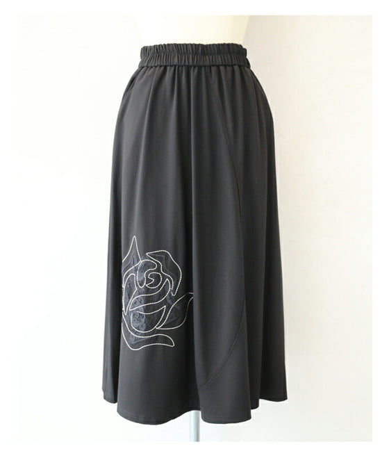 Midi skirt with embroidered roses
