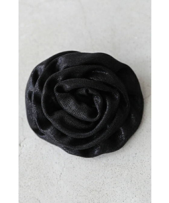 (コサージュ付き)重なるカバードレープの艶カットソートップス