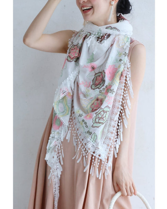 立体の花咲く春色刺繍の三角ストール