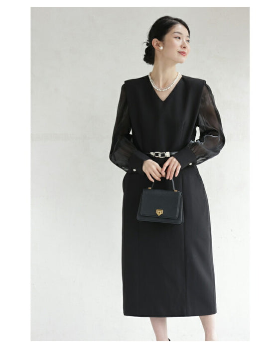 (ベルト付き)グロッシーベール袖のストレートミディアムワンピース