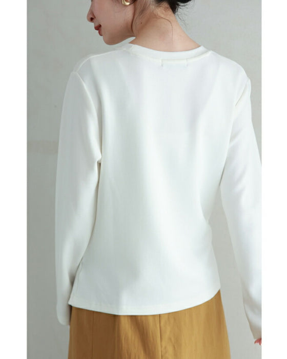 アシンメトリーなカーブタックのカットソートップス