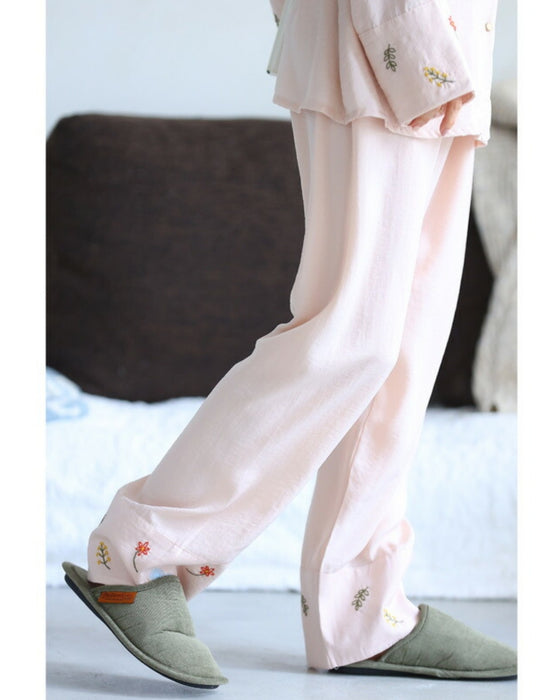 ほっこり可愛い花刺繍のとろみ生地パジャマセット