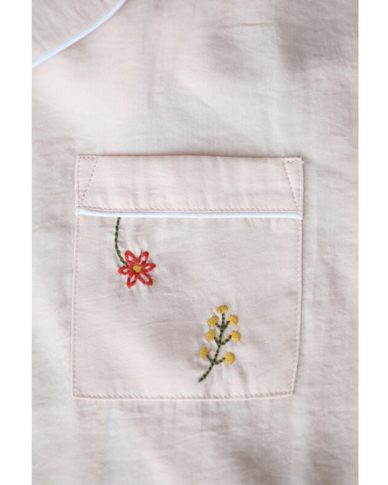 ほっこり可愛い花刺繍のとろみ生地パジャマセット